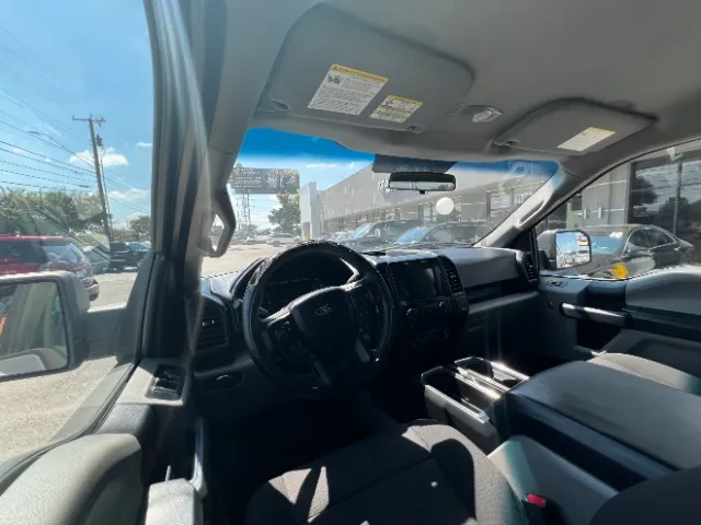 Ford F-150 photo 18