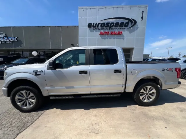 Ford F-150 photo 11