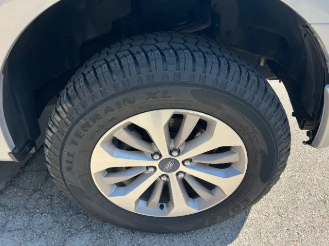 Ford F-150 photo 10
