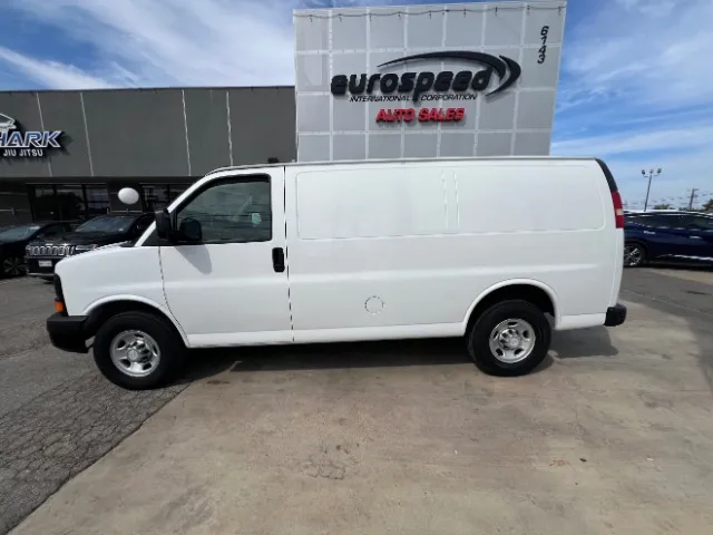 Chevrolet Express photo 9