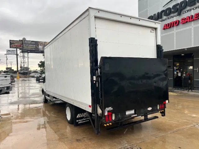 Ford Transit-350 photo 10