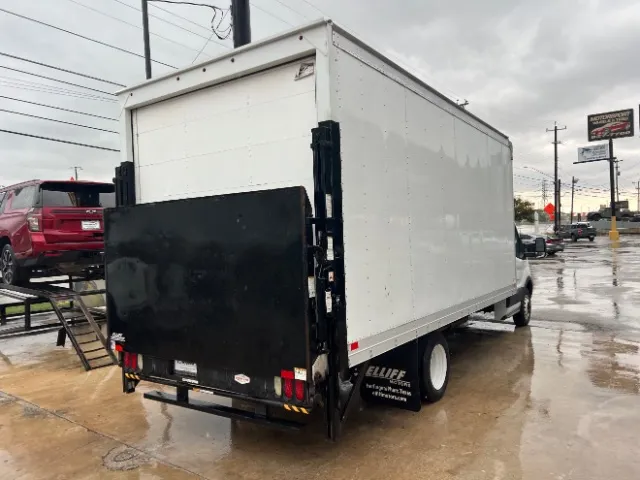 Ford Transit-350 photo 8