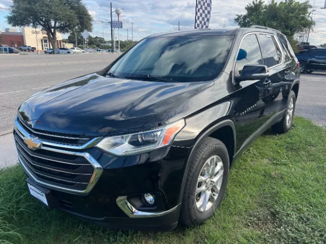 2021 Chevrolet Traverse FWD LT Cloth for sale in San Antonio, TX