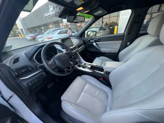 Mitsubishi Eclipse Cross photo 13