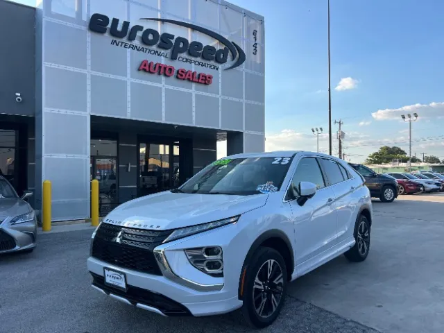 Mitsubishi Eclipse Cross photo 2