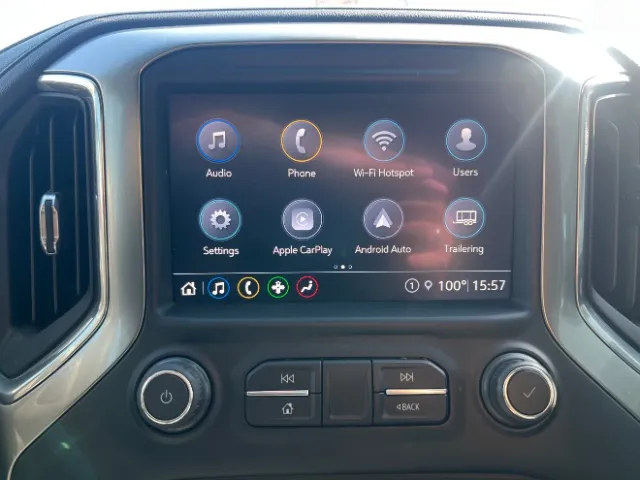 Chevrolet Silverado photo 25