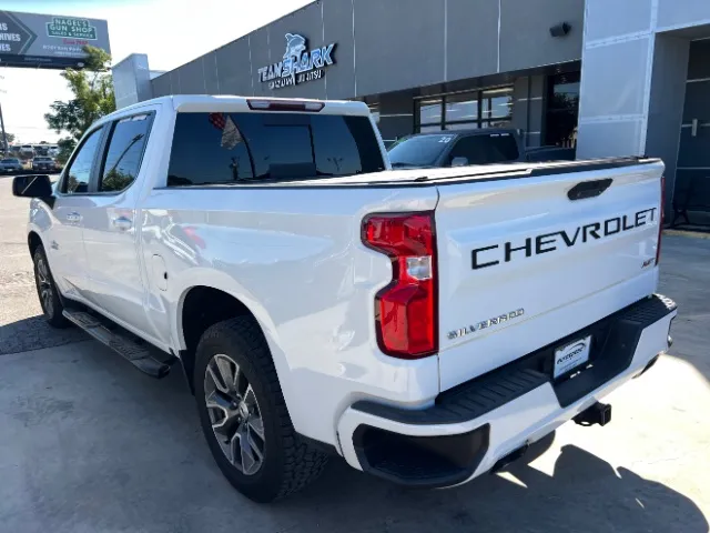 Chevrolet Silverado photo 10