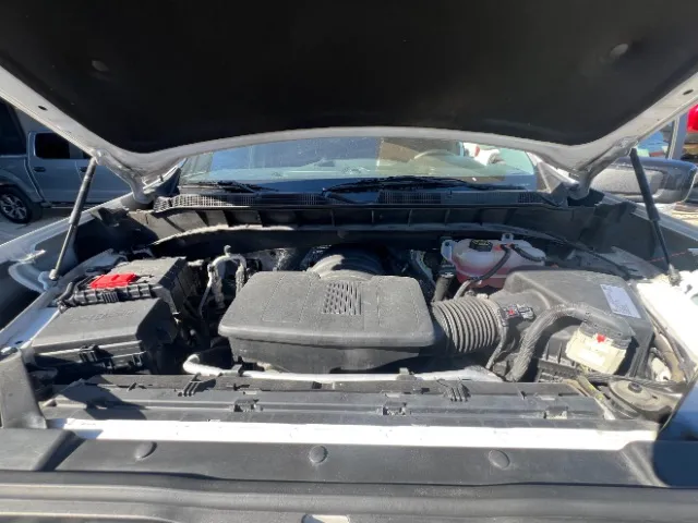 Chevrolet Silverado photo 23