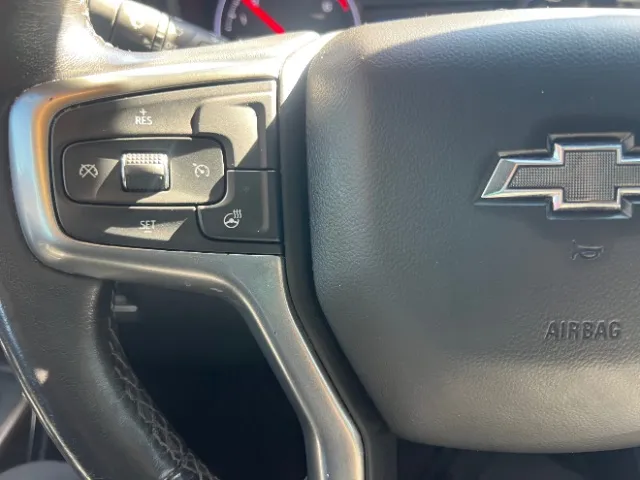 Chevrolet Silverado photo 26