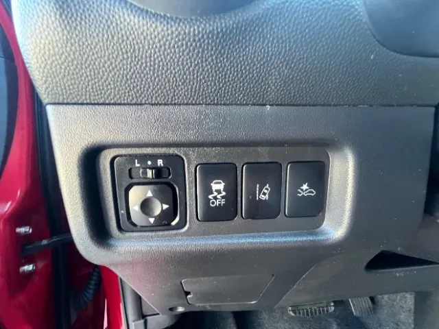 Mitsubishi Mirage G4 photo 19