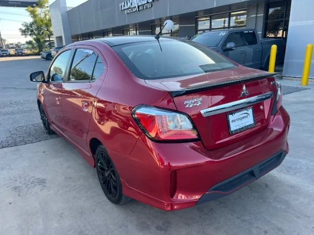 Mitsubishi Mirage G4 photo 10