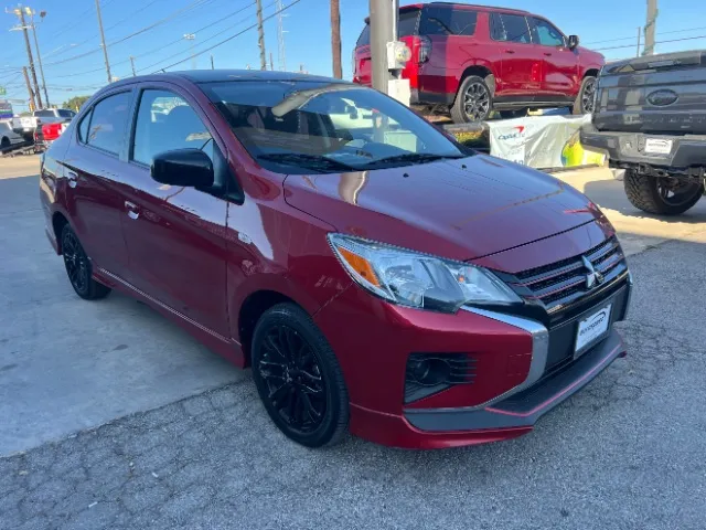 Mitsubishi Mirage G4 photo 6