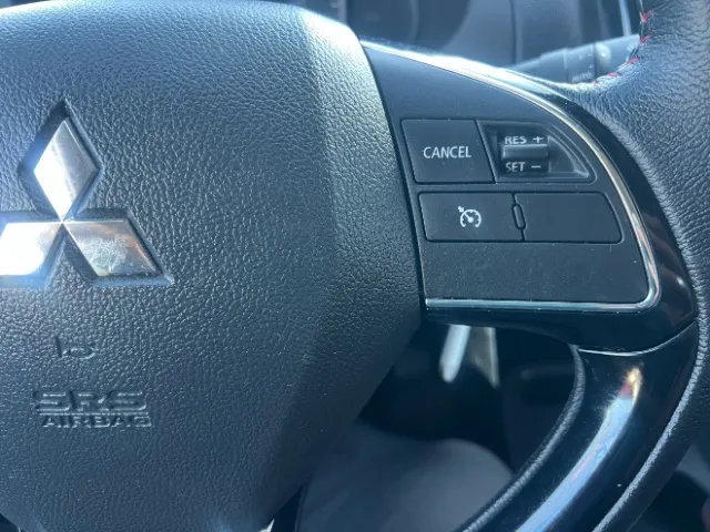 Mitsubishi Mirage G4 photo 24