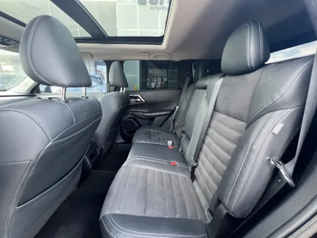 Mitsubishi Outlander photo 15