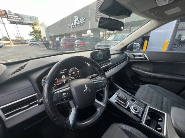 Mitsubishi Outlander photo 14