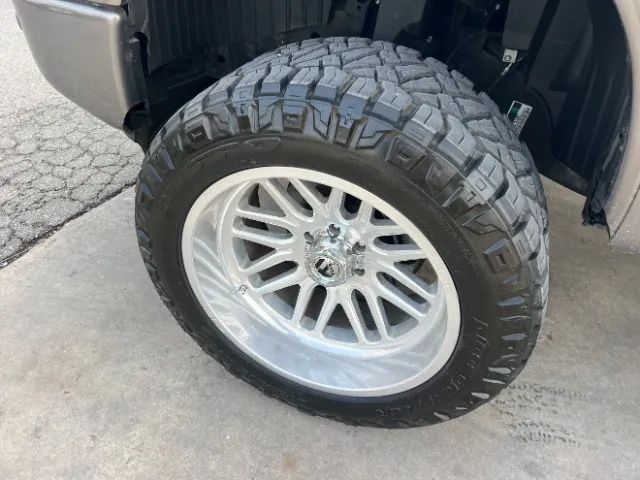 Nissan Titan photo 27