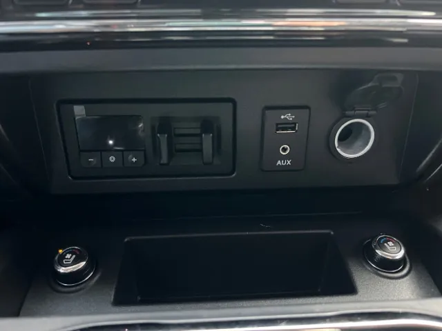 Nissan Titan photo 55