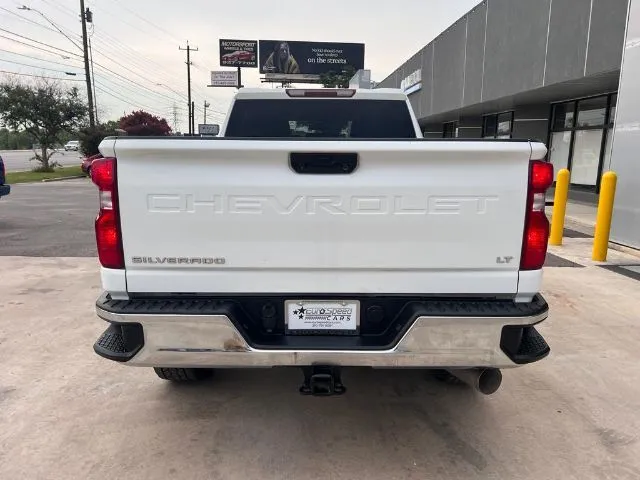 Chevrolet Silverado photo 7