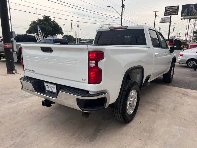 Chevrolet Silverado photo 8