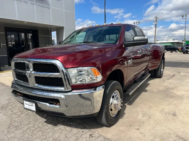 Red 2018 Ram 3500 SLT LONG BOX for sale in San Antonio, TX