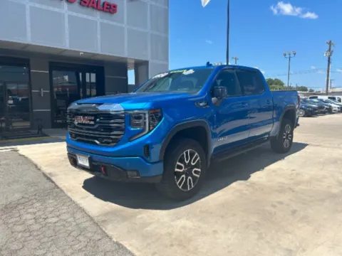 Blue 2022 GMC Sierra 1500 4WD Crew Cab Short Box AT4 for sale in San Antonio, TX