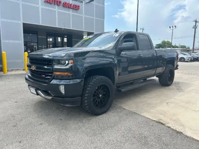 Blue 2018 Chevrolet Silverado 1500 2LT for sale in San Antonio, TX