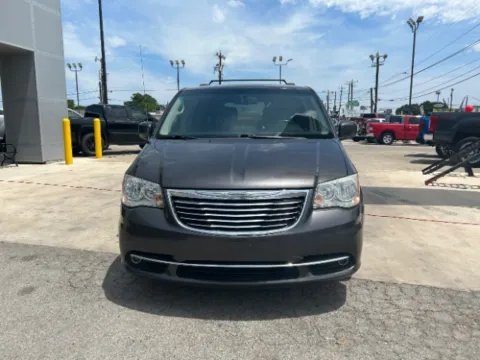 Another view of 2015 Chrysler Town & Country Touring for sale in San Antonio, TX at Eurospeed International Corp