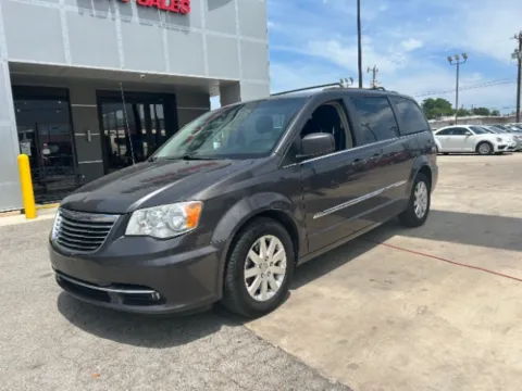 Gray 2015 Chrysler Town & Country Touring for sale in San Antonio, TX