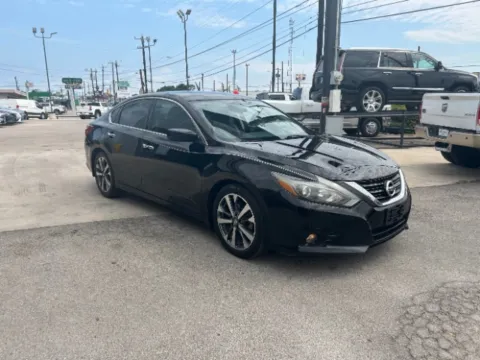 More photos of 2016 Nissan Altima 3.5 SR at Eurospeed International Corp, TX