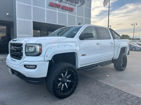 White 2016 GMC Sierra 1500 SLT Crew Cab Short Box 4WD for sale in San Antonio, TX
