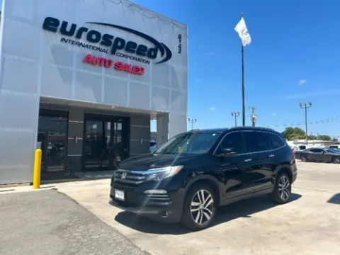 Photos of 2017 Honda Pilot Elite for sale in San Antonio, TX at Eurospeed International Corp