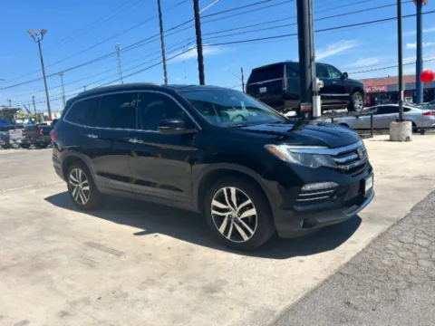 More photos of 2017 Honda Pilot Elite at Eurospeed International Corp, TX