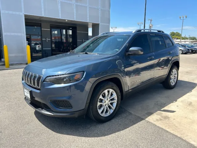 Blue 2020 Jeep Cherokee Latitude FWD for sale in San Antonio, TX