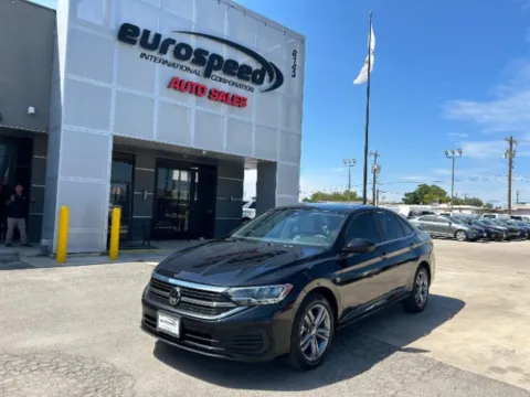 Photos of 2024 Volkswagen Jetta 1.5T SE for sale in San Antonio, TX at Eurospeed International Corp