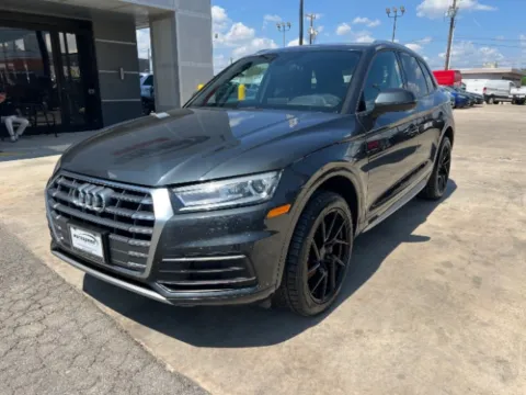 Gray 2018 Audi Q5 2.0T Premium for sale in San Antonio, TX