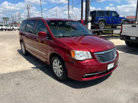 More photos of 2015 Chrysler Town & Country Touring at Eurospeed International Corp, TX