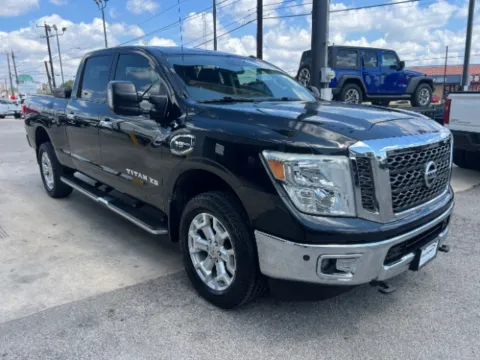 More photos of 2017 Nissan TITAN XD SV Gas at Eurospeed International Corp, TX