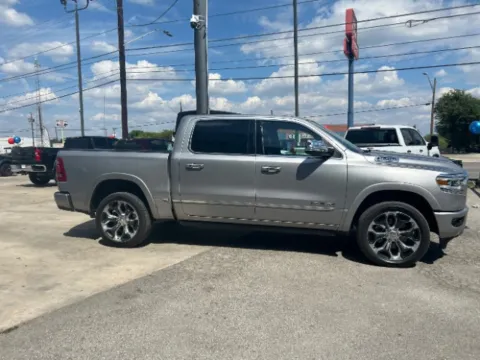 More photos of 2019 Ram 1500 Limited Crew Cab 4x4 5'7" Box at Eurospeed International Corp, TX