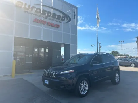 Photos of 2015 Jeep Cherokee Latitude for sale in San Antonio, TX at Eurospeed International Corp