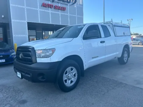 White 2013 Toyota Tundra Grade 4.6L V8 for sale in San Antonio, TX