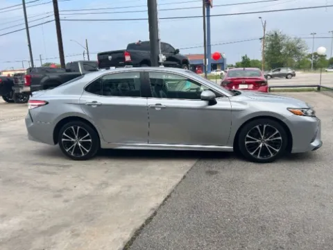 More photos of 2020 Toyota Camry SE at Eurospeed International Corp, TX