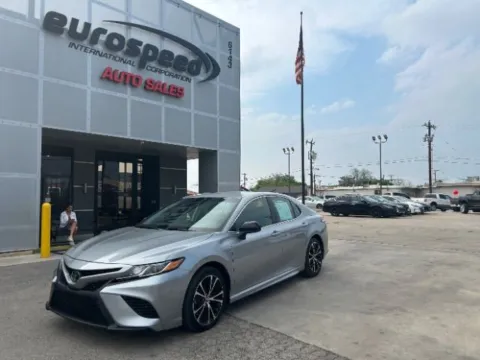 Photos of 2020 Toyota Camry SE for sale in San Antonio, TX at Eurospeed International Corp