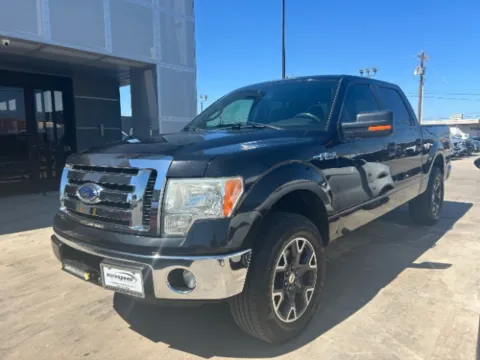 Black 2012 Ford F-150 XLT SuperCrew for sale in San Antonio, TX