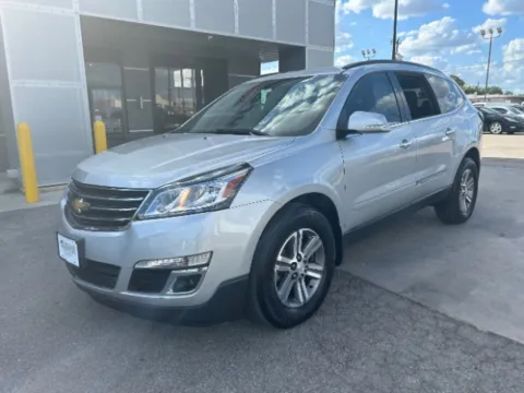 Silver 2016 Chevrolet Traverse 1LT for sale in San Antonio, TX