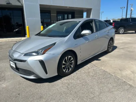 White 2019 Toyota Prius Limited for sale in San Antonio, TX