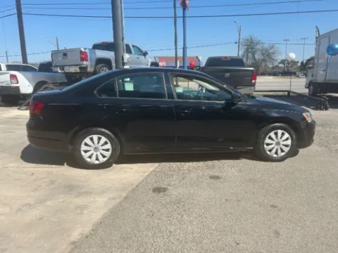 More photos of 2014 Volkswagen Jetta 2.0L S at Eurospeed International Corp, TX