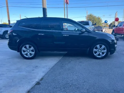 More photos of 2017 Chevrolet Traverse 1LT at Eurospeed International Corp, TX