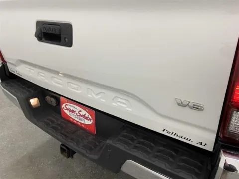 More photos of 2022 Toyota Tacoma SR5 V6 at Susan Schein Automotive - Pelham, AL