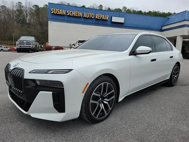 White 2024 BMW 760i xDrive for sale in Pelham, AL