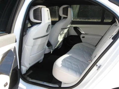 More photos of 2024 BMW 760i xDrive at Susan Schein Automotive - Pelham, AL